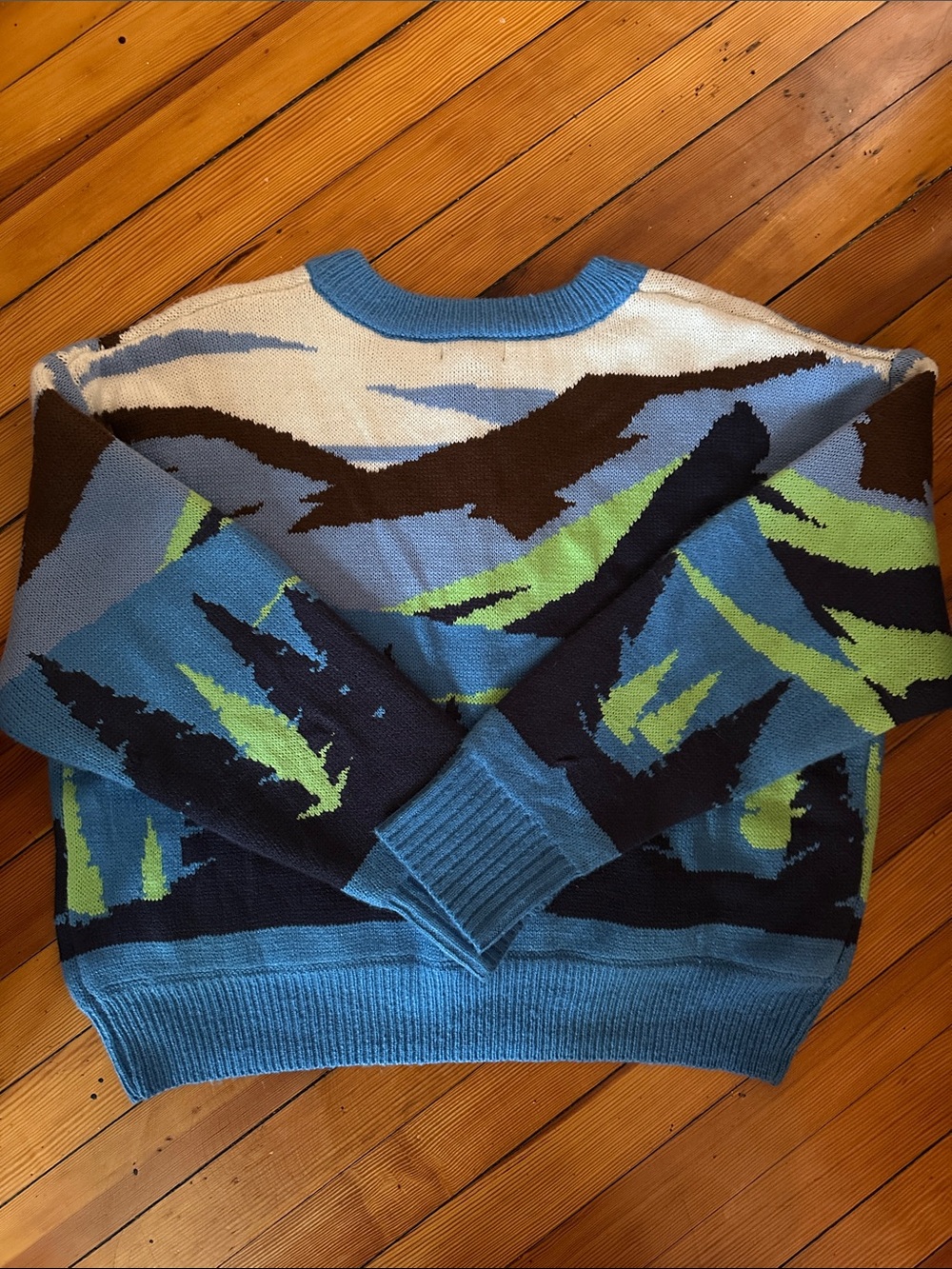 Forever 21 mountain and tree Landscape Knit Sweater